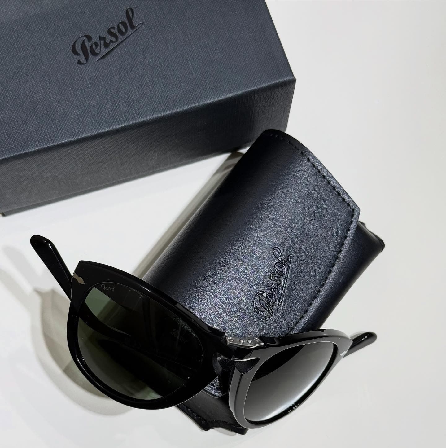 Persol